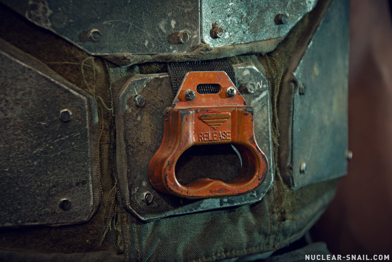 Illustration for article titled Post-Apocalyptic Cosplay Looks Like It Survived The End Of The World
